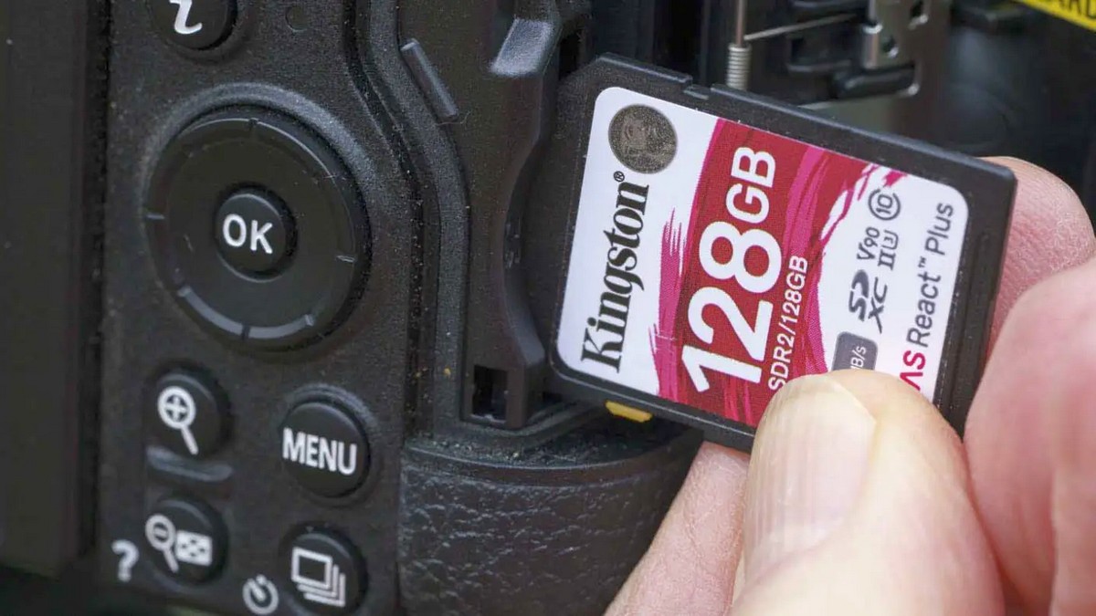 https://techtimeup.com/best-memory-card-for-dslr-camras/