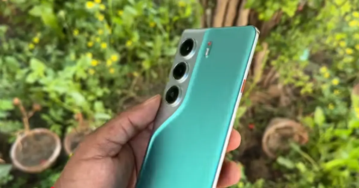 Tecno Camon 40 Pro specifications